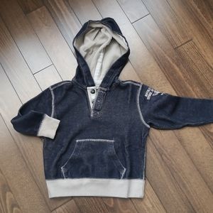 Buffalo Cotton boys hoodie in size 5